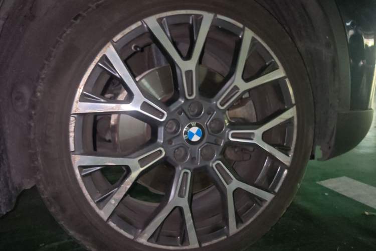 Used BMW X1 2020 xDrive25Li Luxury Edition Right Front Wheel Hub