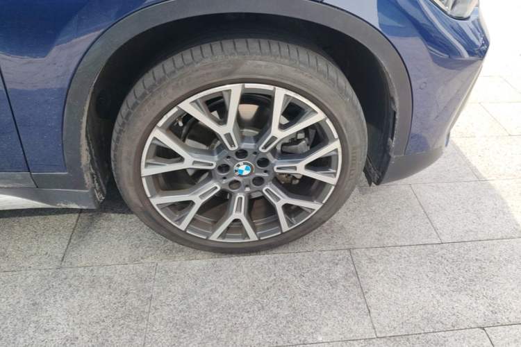 Used BMW X1 2020 xDrive25Li Luxury Edition Right Front Wheel Hub