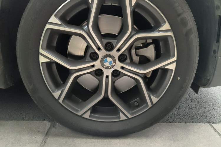 Used BMW X1 2020 sDrive25Li Leading Model Right Front Wheel Hub