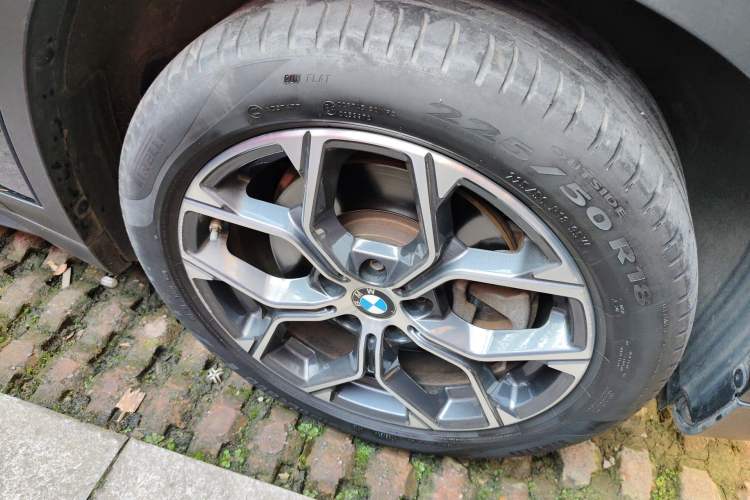 Used BMW X1 2020 sDrive25Li Leading Model Right Front Wheel Hub