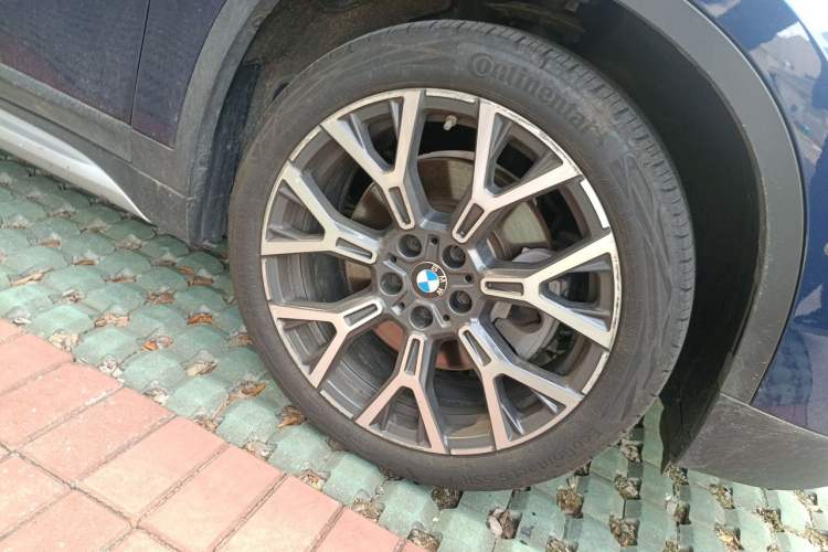 Used BMW X1 2020 xDrive25Li Luxury Edition Right Front Wheel Hub