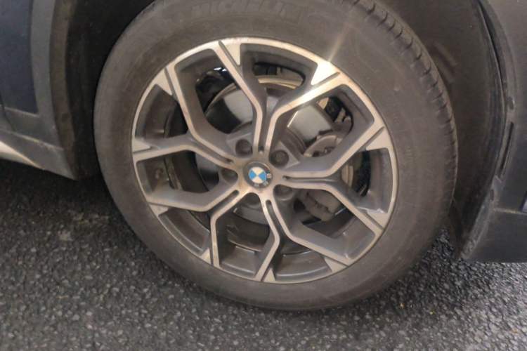 Used BMW X1 2020 sDrive20Li Premium Edition Right Front Wheel Hub