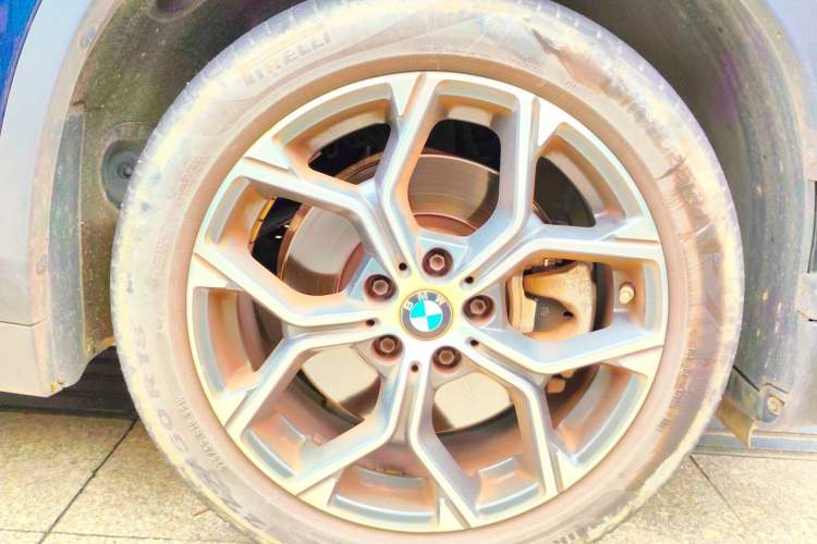 Used BMW X1 2020 sDrive25Li Leading Model Right Front Wheel Hub