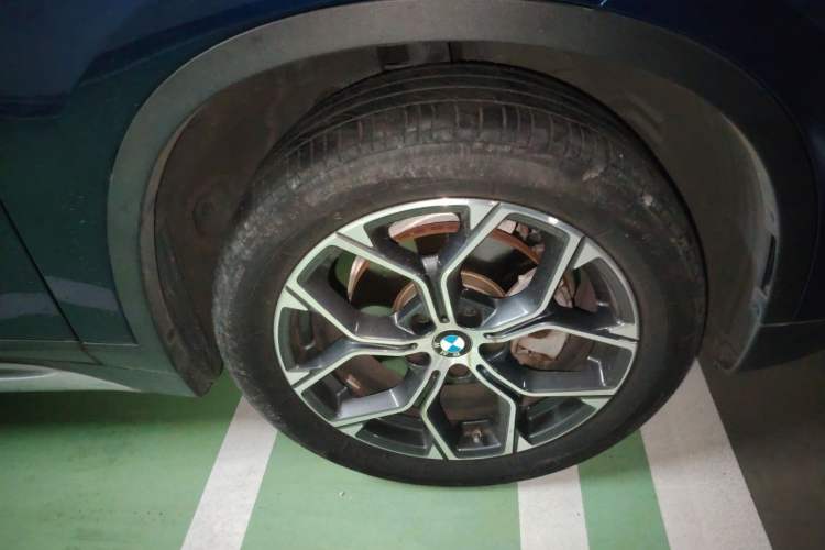 Used BMW X1 2020 sDrive20Li Premium Edition Right Front Wheel Hub