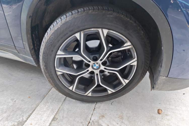 Used BMW X1 2020 sDrive20Li Premium Edition Right Front Wheel Hub