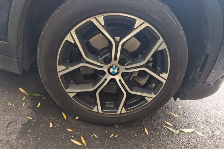 Used BMW X1 2020 sDrive25Li Leading Model Right Front Wheel Hub