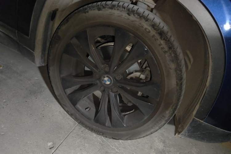 Used BMW X1 2020 sDrive20Li Fashion Model Right Front Wheel Hub