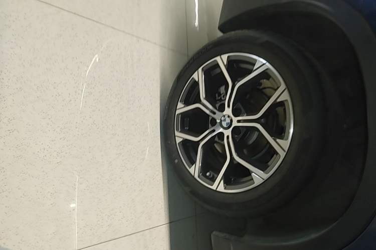 Used BMW X1 2020 sDrive25Li Leading Model Right Rear Wheel Hub