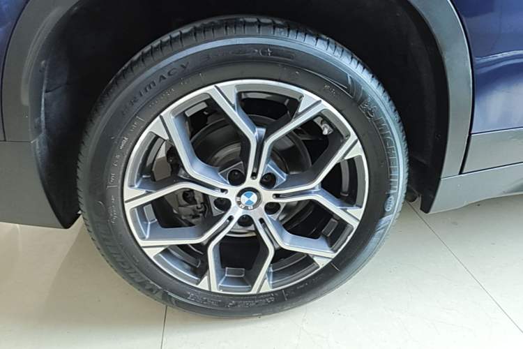 Used BMW X1 2020 sDrive25Li Leading Model Right Rear Wheel Hub