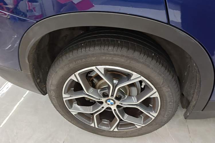 Used BMW X1 2020 sDrive25Li Leading Model Right Rear Wheel Hub