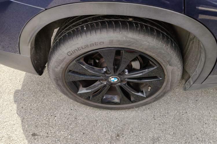 Used BMW X1 2020 sDrive20Li Fashion Model Right Rear Wheel Hub