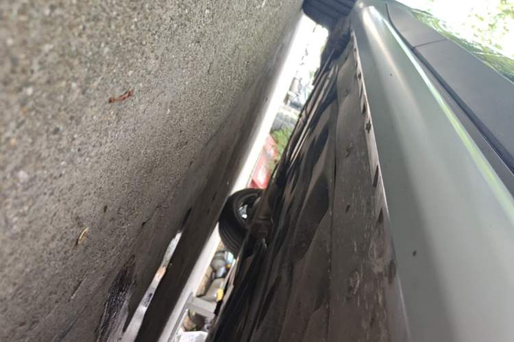 Used BMW X1 2020 sDrive20Li Premium Edition Right Side Sill