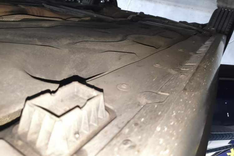 Used BMW X1 2020 xDrive25Li Luxury Edition Right Side Sill