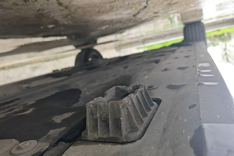 Used BMW X1 2020 sDrive20Li Fashion Model Right Side Sill