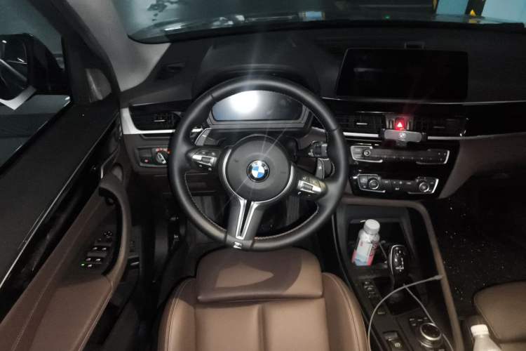 Used BMW X1 2020 sDrive25Li Leading Model Steering Wheel
