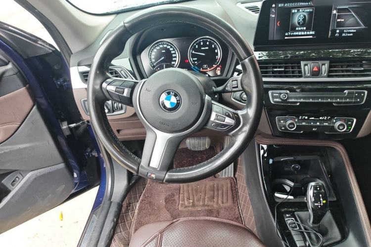 Used BMW X1 2020 sDrive20Li Fashion Model Steering Wheel