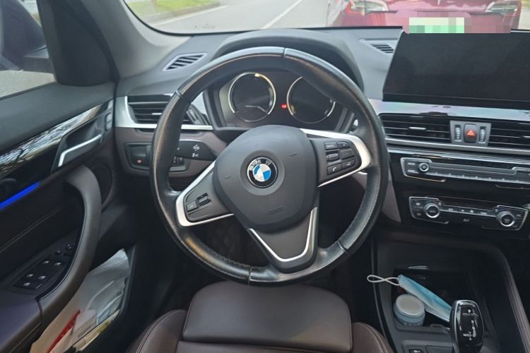 Used BMW X1 2020 sDrive25Li Leading Model Steering Wheel