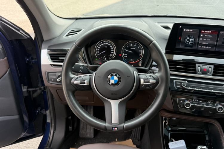 Used BMW X1 2020 sDrive20Li Premium Edition Steering Wheel
