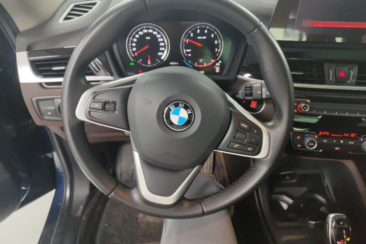 Used BMW X1 2020 sDrive25Li Leading Model Steering Wheel