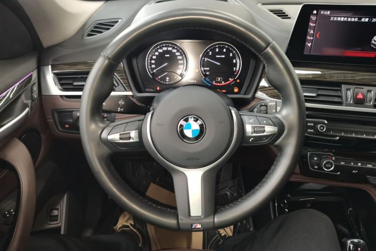 Used BMW X1 2020 xDrive25Li Luxury Edition Steering Wheel