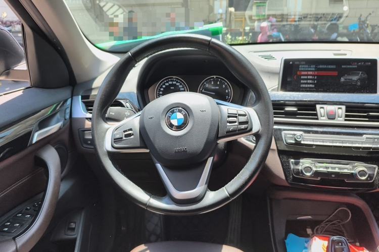 Used BMW X1 2020 sDrive20Li Fashion Model Steering Wheel