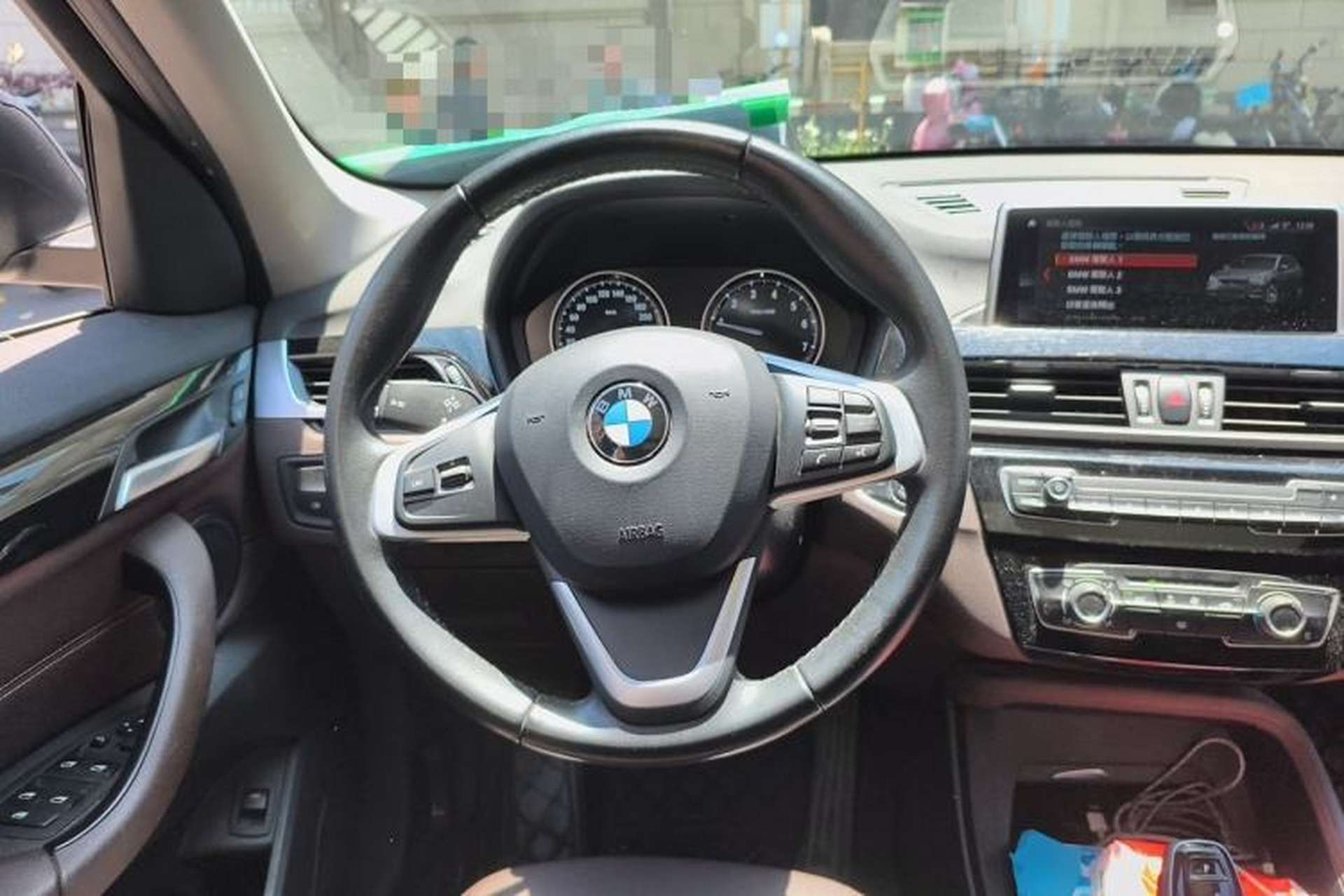 Used BMW X1 2020 sDrive20Li Fashion Model Steering Wheel