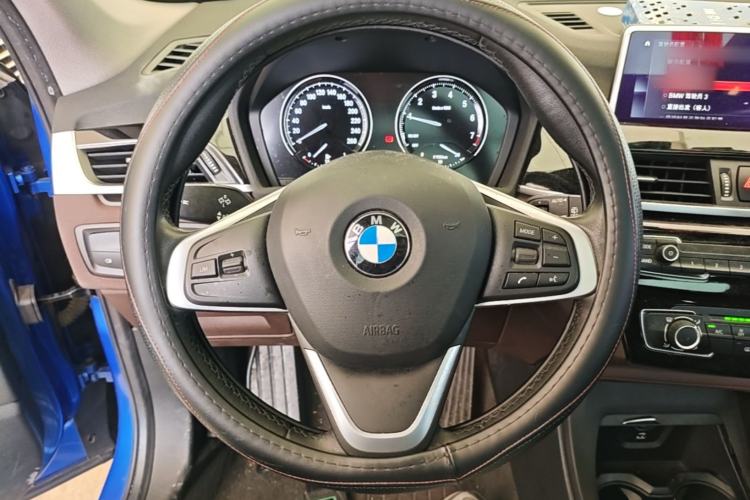 Used BMW X1 2020 sDrive20Li Fashion Model Steering Wheel