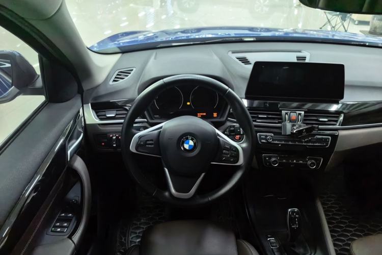 Used BMW X1 2020 sDrive25Li Leading Model Steering Wheel
