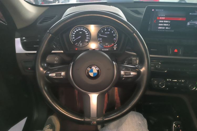 Used BMW X1 2020 xDrive25Li Luxury Edition Steering Wheel