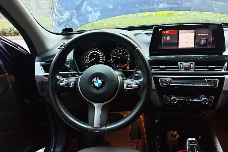 Used BMW X1 2020 sDrive20Li Premium Edition Steering Wheel