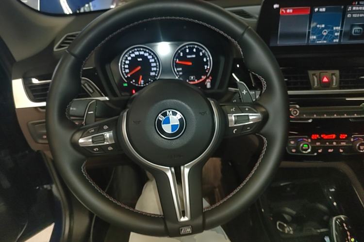 Used BMW X1 2020 sDrive25Li Leading Model Steering Wheel