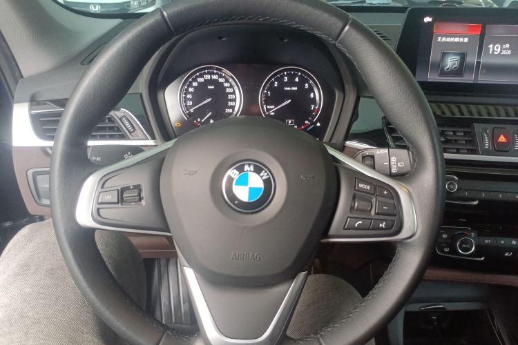 Used BMW X1 2020 sDrive25Li Leading Model Steering Wheel