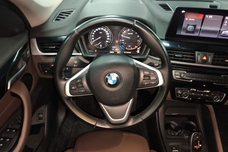 Used BMW X1 2020 sDrive25Li Leading Model Steering Wheel