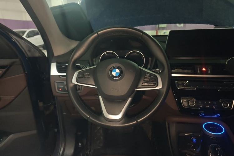 Used BMW X1 2020 sDrive25Li Leading Model Steering Wheel