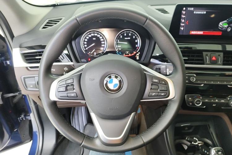 Used BMW X1 2020 sDrive25Li Leading Model Steering Wheel
