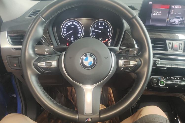 Used BMW X1 2020 xDrive25Li Luxury Edition Steering Wheel