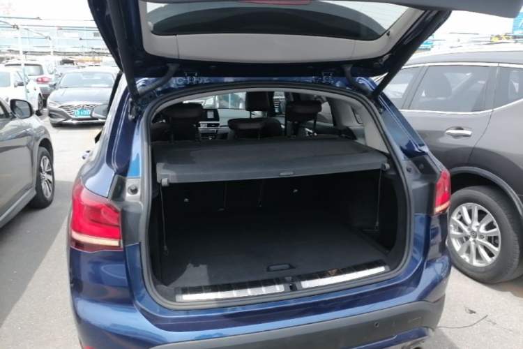 Used BMW X1 2020 sDrive25Li Leading Model Trunk