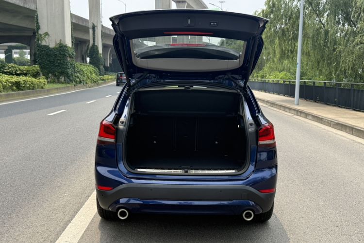 Used BMW X1 2020 sDrive25Li Leading Model Trunk