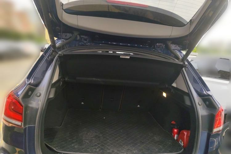 Used BMW X1 2020 sDrive25Li Leading Model Trunk