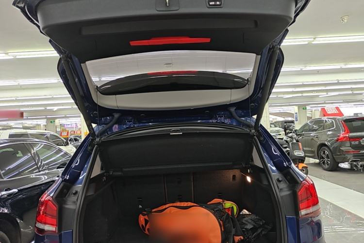 Used BMW X1 2020 sDrive25Li Leading Model Trunk