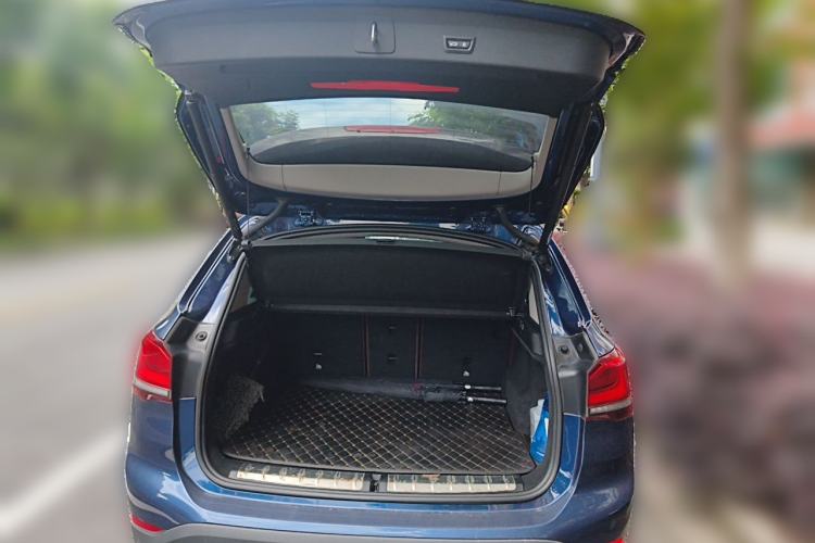 Used BMW X1 2020 sDrive25Li Leading Model Trunk