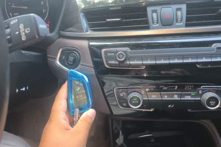 Used BMW X1 2020 xDrive25Li Luxury Edition Vehicle Key