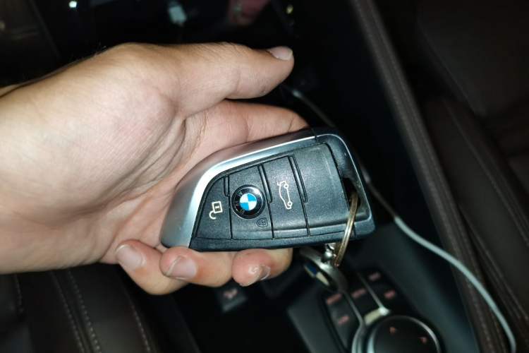 Used BMW X1 2020 xDrive25Li Luxury Edition Vehicle Key