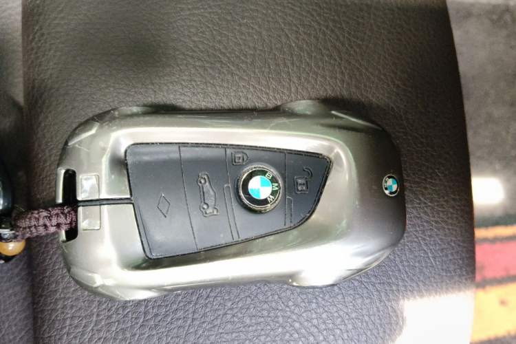 Used BMW X1 2020 sDrive20Li Premium Edition Vehicle Key