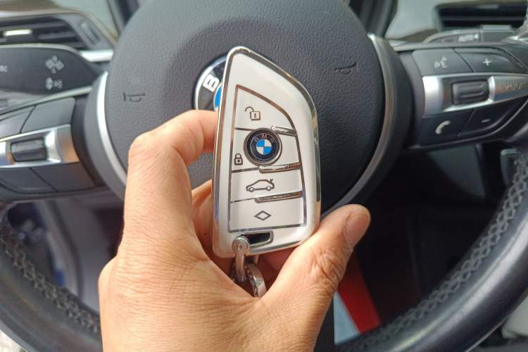 Used BMW X1 2020 xDrive25Li Luxury Edition Vehicle Key
