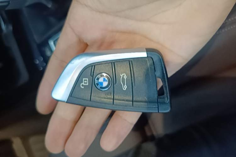 Used BMW X1 2020 sDrive20Li Premium Edition Vehicle Key