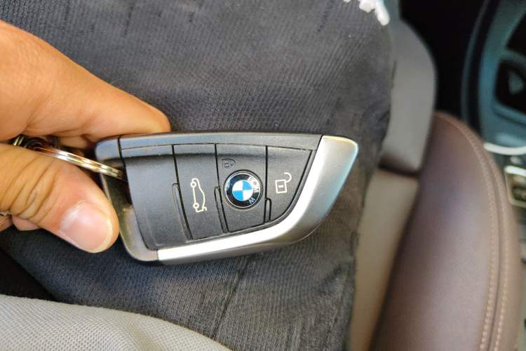 Used BMW X1 2020 sDrive25Li Leading Model Vehicle Key