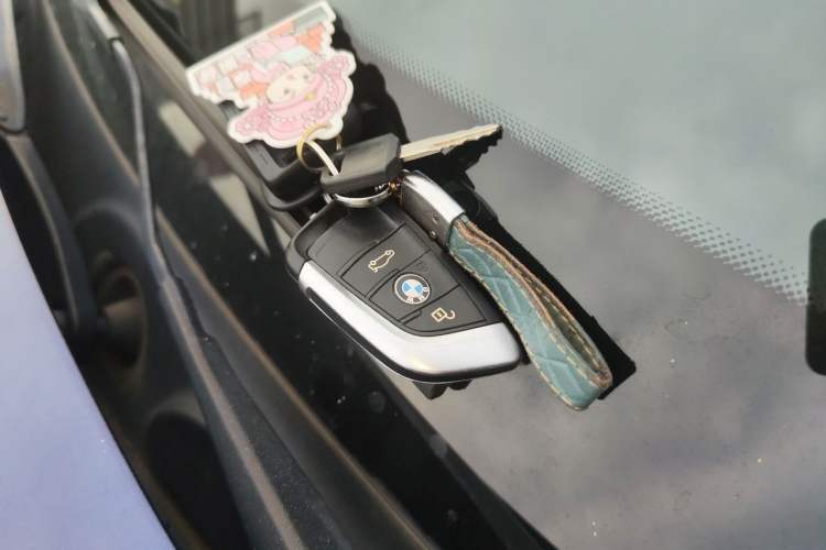 Used BMW X1 2020 sDrive25Li Leading Model Vehicle Key