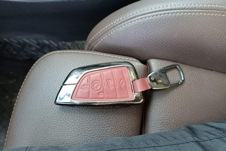 Used BMW X1 2020 sDrive20Li Premium Edition Vehicle Key