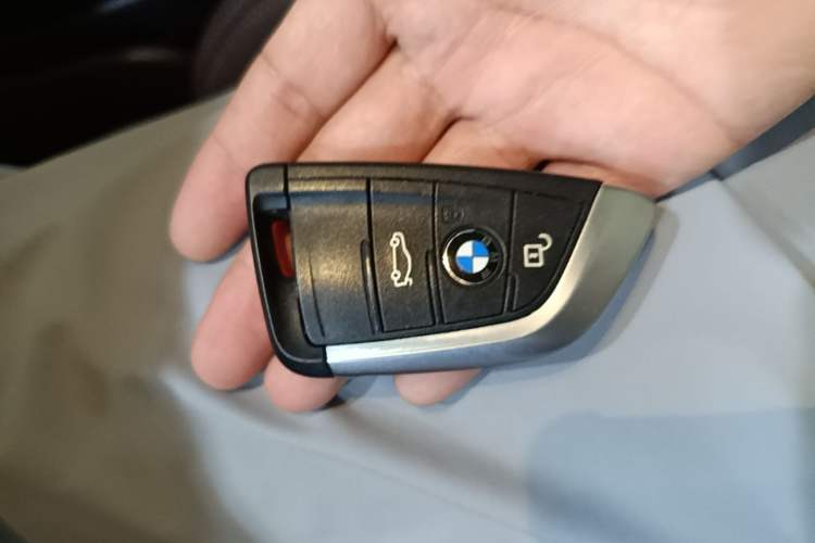 Used BMW X1 2020 sDrive20Li Premium Edition Vehicle Key